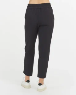 Spanx Out-of-Office Tapered Pant