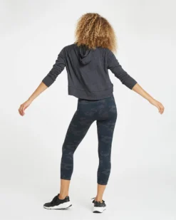 Spanx Look At Me Now Seamless Cropped Leggings