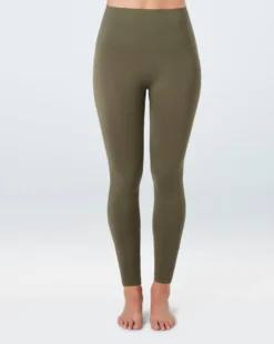 Spanx Look At Me Now Seamless Cropped Leggings