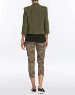 Spanx Look At Me Now Seamless Cropped Leggings