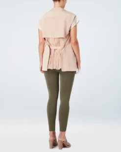 Spanx Look At Me Now Seamless Cropped Leggings