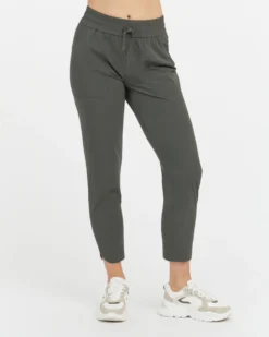 Spanx Out-of-Office Tapered Pant 23 Spanx Out-of-Office Tapered Pant