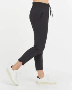 Spanx Out-of-Office Tapered Pant 18 Spanx Out-of-Office Tapered Pant