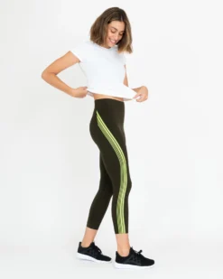 Spanx Every.Wear Contour Stripe 7/8 Leggings 19 Spanx Every.Wear Contour Stripe 7/8 Leggings
