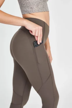 Spanx Every.Wear Knockout Leggings