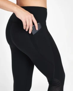 Spanx Every.Wear Laser Wave 7/8 Leggings