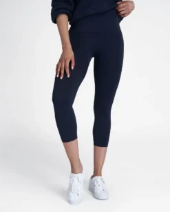 Spanx Look At Me Now Seamless Cropped Leggings