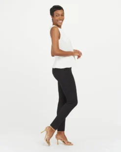 Spanx Pants On-the-Go Ankle Slim Straight Pant