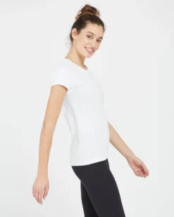 Spanx Shop All Activewear Look At Me Now Seamless Tee 24 Spanx Shop All Activewear Look At Me Now Seamless Tee