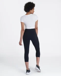 Spanx Every.Wear Active Icon Cropped Leggings