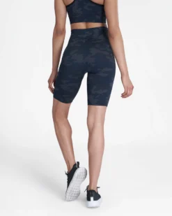 Spanx Seamless Look At Me Now Bike Short