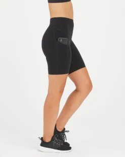 Spanx Back In Stock Every.Wear Icon Bike Short W/ Pocket, 7" 11 Spanx Back In Stock Every.Wear Icon Bike Short W/ Pocket, 7